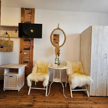 Ubytování v soukromí Aloza *